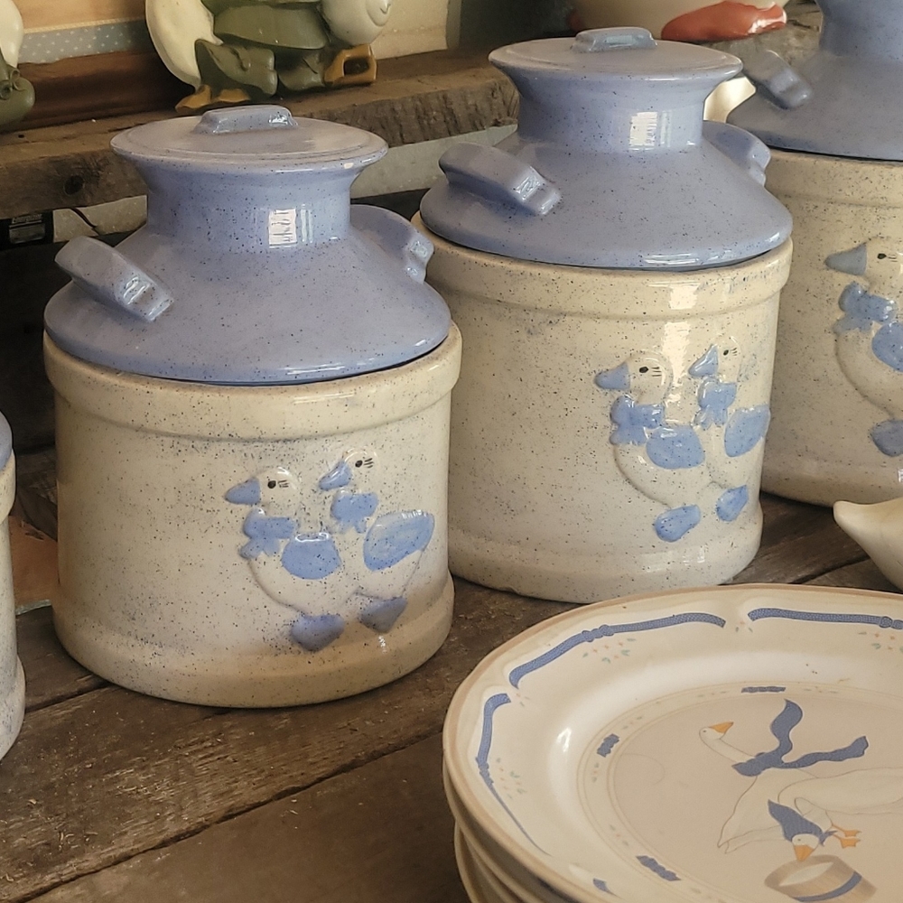 Vintage country blue ,duck/ geese canister set.